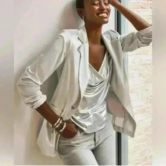 White House Black Market Silver Velvet Long Line Blazer Size Small NWT - Picture 4 of 13